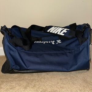 K Academy Nike Brasilia 9.5 Training Duffel Bag Blue Duke Basketball NWT